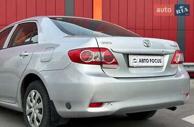 Седан Toyota Corolla 2011 в Киеве