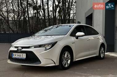 Седан Toyota Corolla 2020 в Киеве