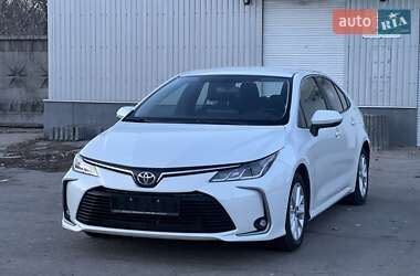 Седан Toyota Corolla 2020 в Жовтих Водах