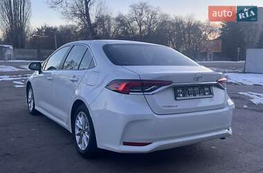 Седан Toyota Corolla 2020 в Жовтих Водах