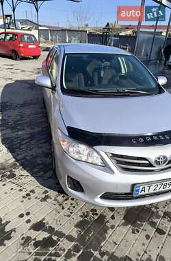 Седан Toyota Corolla 2012 в Луцке