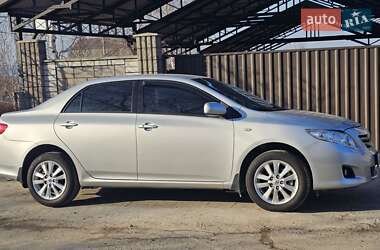 Седан Toyota Corolla 2008 в Каменском