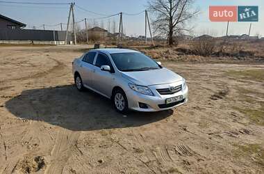 Седан Toyota Corolla 2008 в Києві