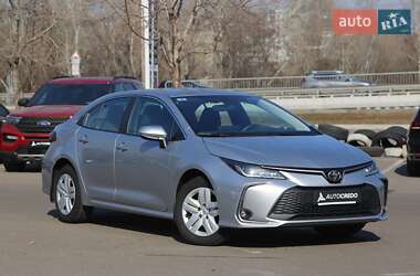 Седан Toyota Corolla 2023 в Києві