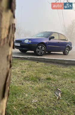 Хэтчбек Toyota Corolla 1997 в 