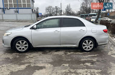 Седан Toyota Corolla 2012 в Чернігові