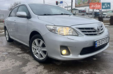 Седан Toyota Corolla 2012 в Чернігові