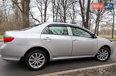 Седан Toyota Corolla 2009 в Киеве