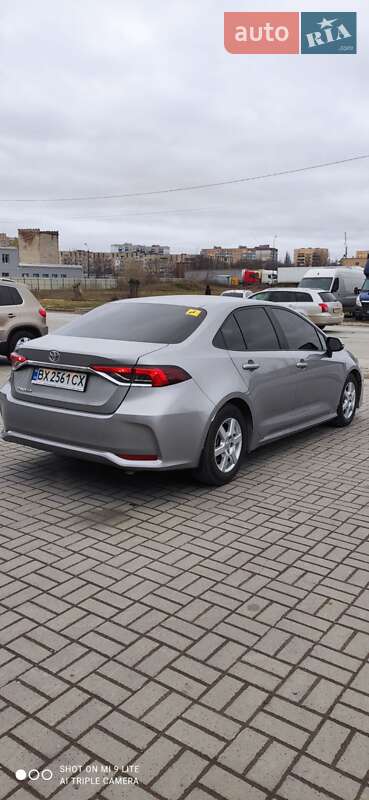 Седан Toyota Corolla 2019 в Кам'янець-Подільському