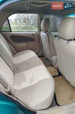 Седан Toyota Corolla 1999 в 