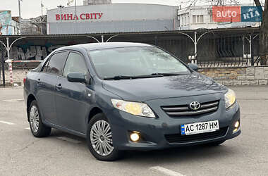 Седан Toyota Corolla 2008 в Запоріжжі