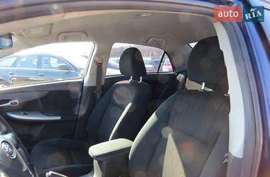 Седан Toyota Corolla 2008 в Кропивницком