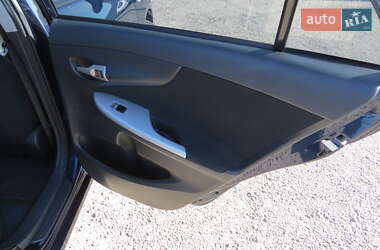 Седан Toyota Corolla 2008 в Кропивницком