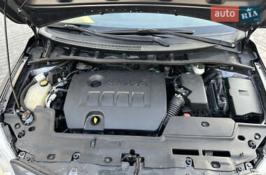 Седан Toyota Corolla 2012 в 