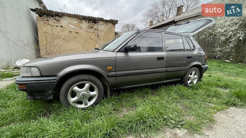 Хэтчбек Toyota Corolla 1987 в Белгороде-Днестровском