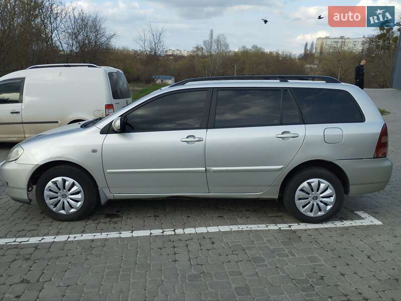 Універсал Toyota Corolla 2005 в Харкові