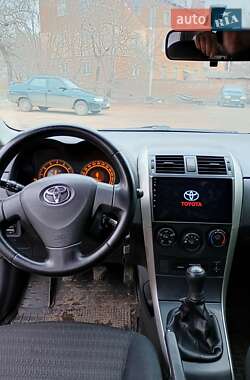 Седан Toyota Corolla 2007 в 