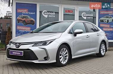 Седан Toyota Corolla 2020 в 