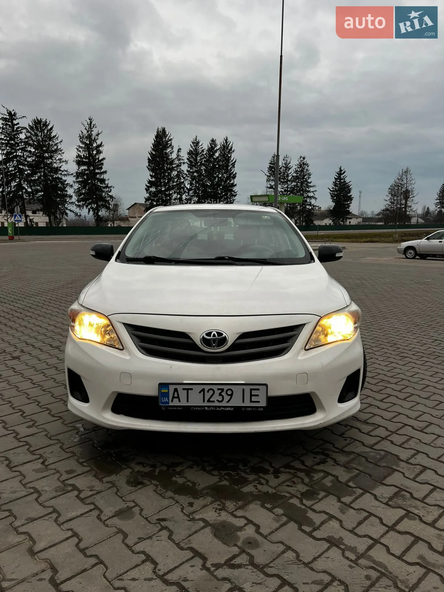2010 Toyota Corolla - мініатюра 15