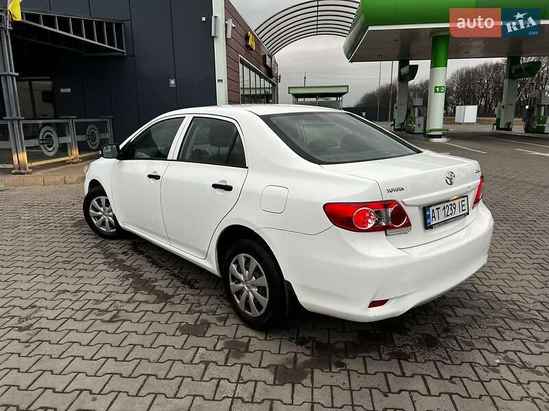 Седан Toyota Corolla 2010 в Коломые фото 26 Седан Toyota Corolla 2010 в Коломые