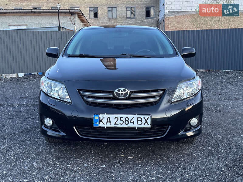 Седан Toyota Corolla 2008 в 