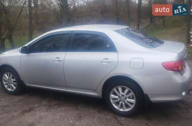 Седан Toyota Corolla 2007 в 