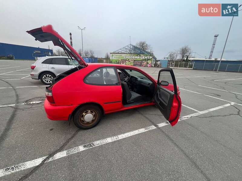 Хэтчбек Toyota Corolla 1994 в Днепре