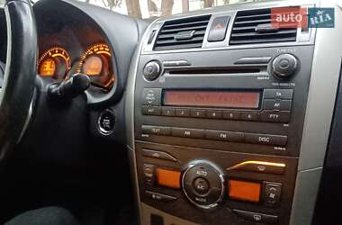 Седан Toyota Corolla 2008 в Тернополі