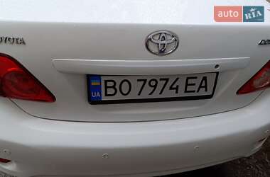 Седан Toyota Corolla 2008 в Тернополі