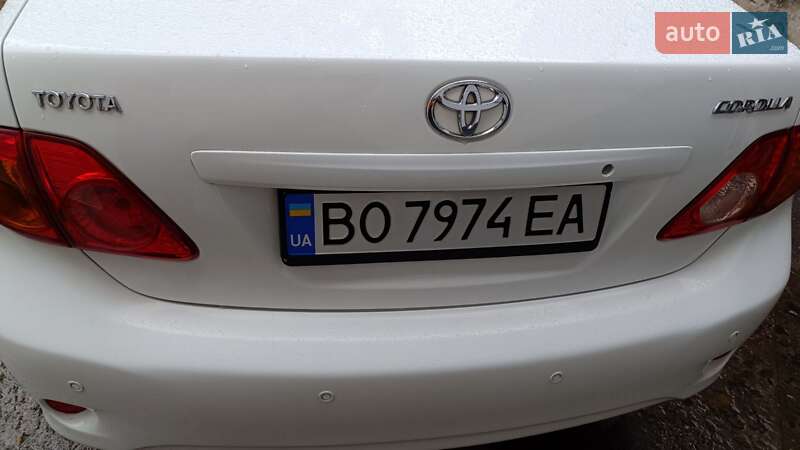Седан Toyota Corolla 2008 в Тернополі