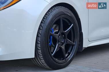 Хэтчбек Toyota Corolla 2018 в 