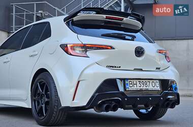 Хэтчбек Toyota Corolla 2018 в 