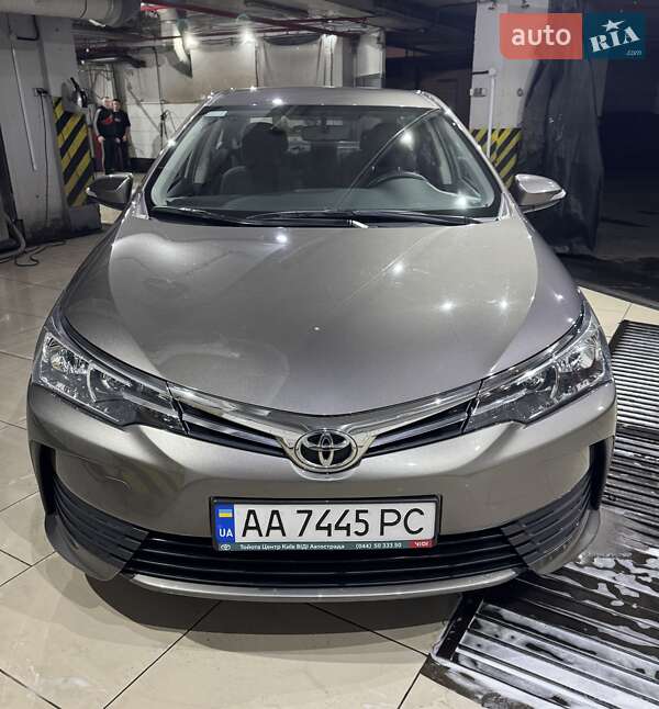 Toyota Corolla 2016