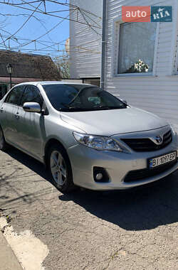 Седан Toyota Corolla 2011 в 