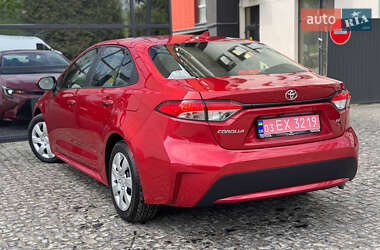 Седан Toyota Corolla 2019 в 
