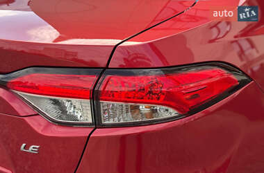 Седан Toyota Corolla 2019 в 