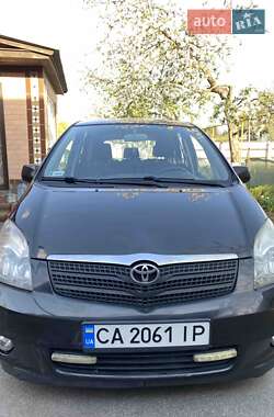 Хетчбек Toyota Corolla 2002 в 