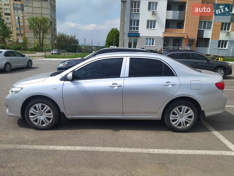 Седан Toyota Corolla 2009 в Харькове