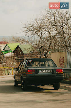 Седан Toyota Corolla 1987 в 