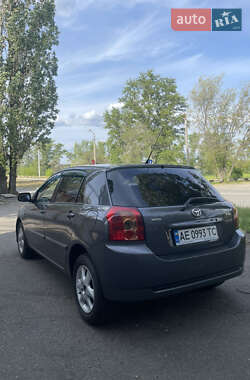 Хетчбек Toyota Corolla 2005 в 