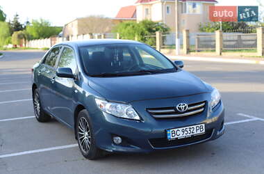 Седан Toyota Corolla 2007 в Святопетрівське