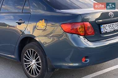 Седан Toyota Corolla 2007 в 