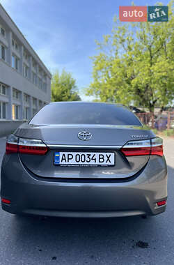 Седан Toyota Corolla 2017 в 