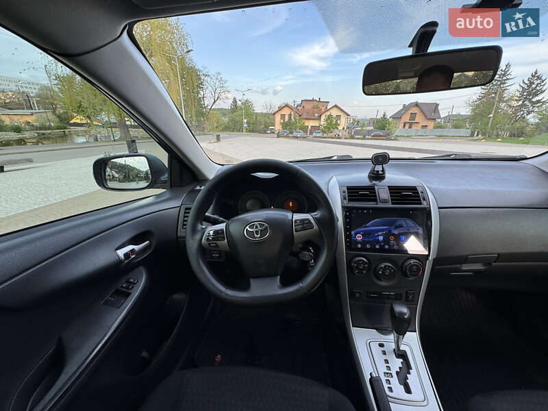 Седан Toyota Corolla 2012 в Львове фото 9 Седан Toyota Corolla 2012 в Львове