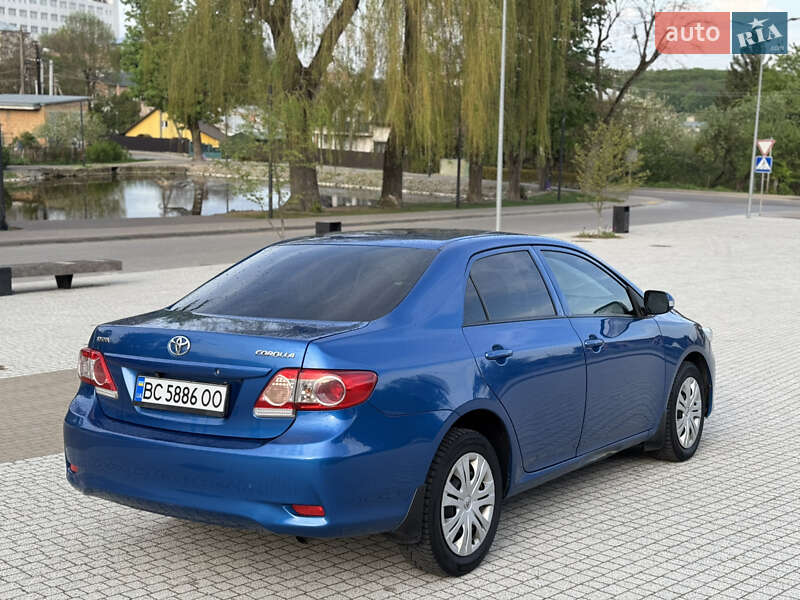 Седан Toyota Corolla 2012 в Львове фото 13 Седан Toyota Corolla 2012 в Львове