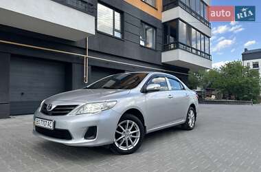 Седан Toyota Corolla 2011 в Тернополе