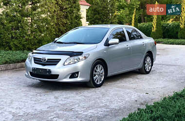 Седан Toyota Corolla 2008 в Каменском