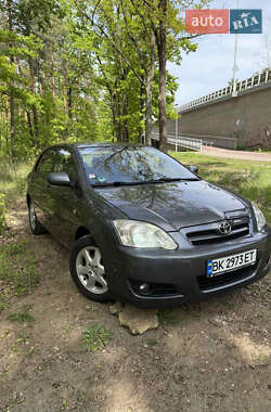 Хэтчбек Toyota Corolla 2006 в Ровно