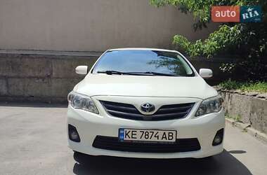 Седан Toyota Corolla 2012 в Днепре
