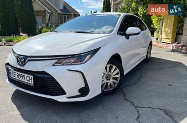 Седан Toyota Corolla 2019 в 